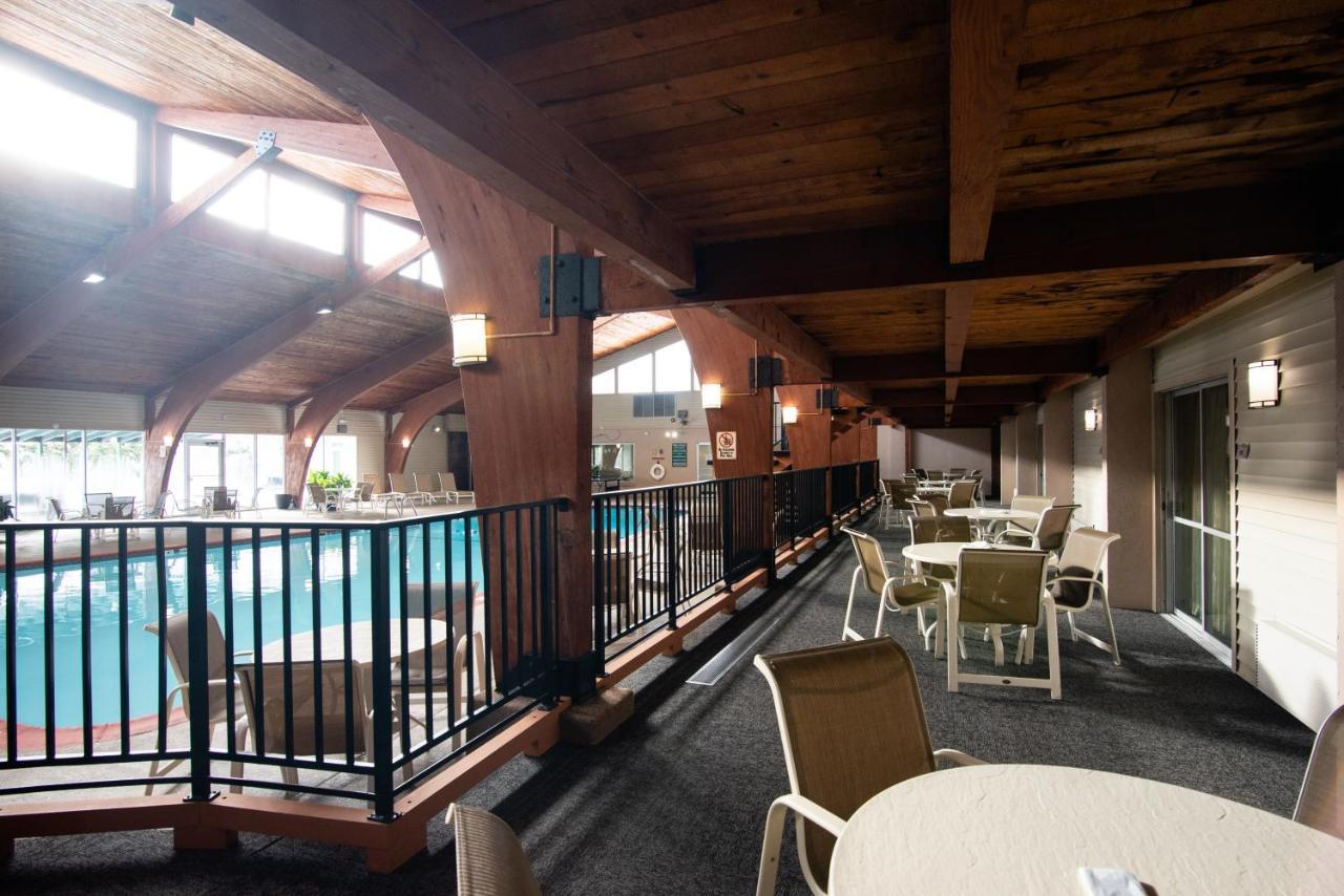 Best Western Plus Plattsburgh Εξωτερικό φωτογραφία