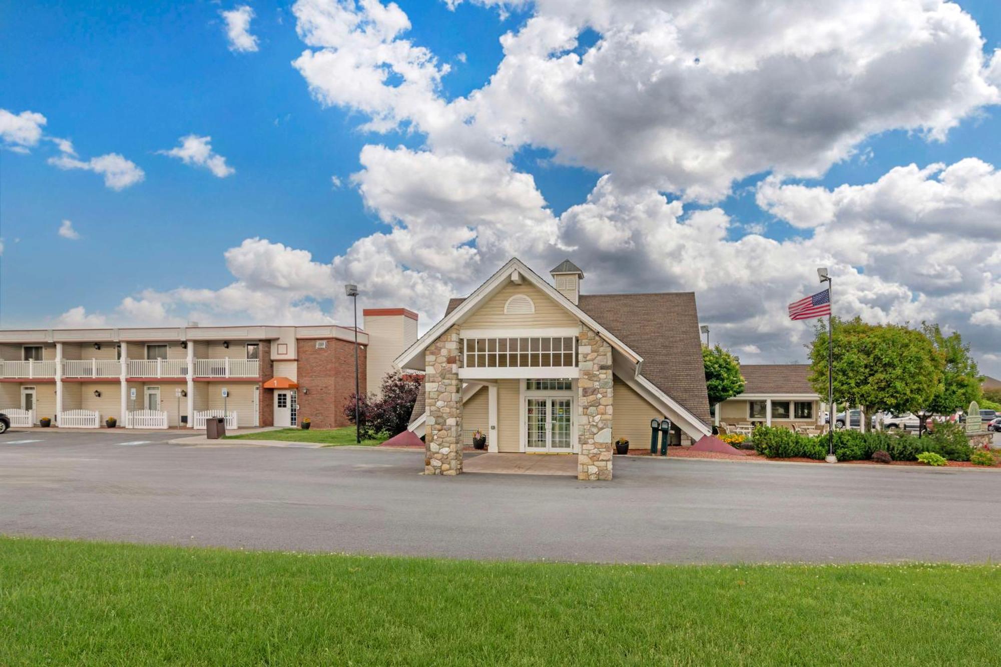 Best Western Plus Plattsburgh Εξωτερικό φωτογραφία