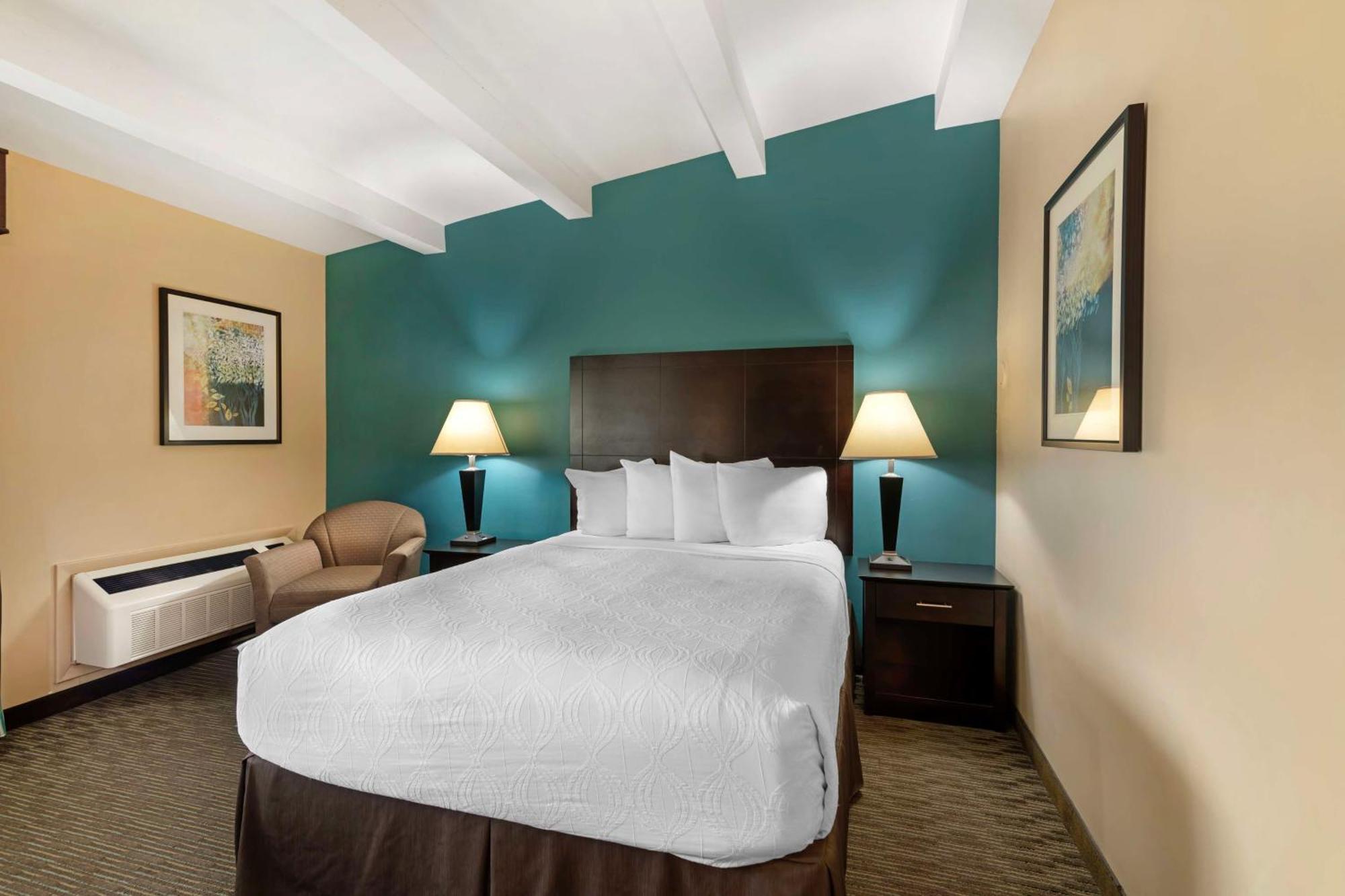 Best Western Plus Plattsburgh Εξωτερικό φωτογραφία